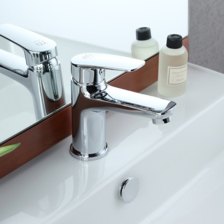 MILARDO NIAGARA NIASB00M01 sink mixer, pour 111 mm, chrome-1
