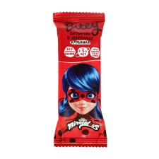 Bityy Lady Bug chocolate bar with pieces of fruit 