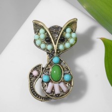 Brooch ethnic 