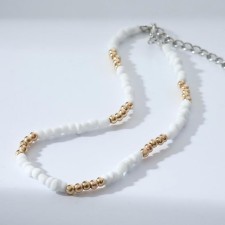 The necklace 