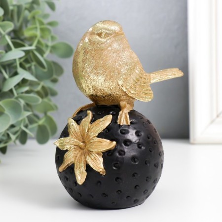 Polystone souvenir "Golden Sparrows on black strawberries" 13x10x7 cm-1