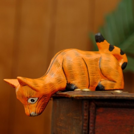 Souvenir tree "Kitten Ginger is peeping" 11x8x4.5 cm