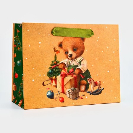 Package Gift New Year Laminated "Cute Bear", 23 x 17.8 x 9.8 cm.