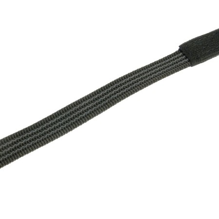 The leash is nylon bilateral, with a latex thread, 3 m x 2 cm, with a steel carbine, mix-2