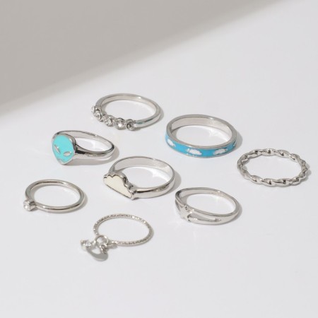 A set of rings 8 pieces "aliens", colored in silver, 13 size-2
