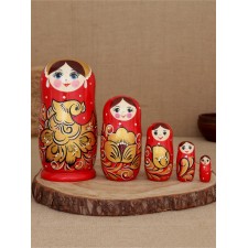 Nesting doll 