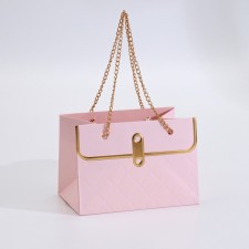 Package for flowers, handle chain, 