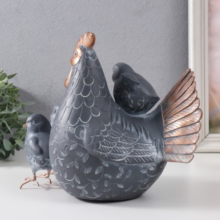 Polystone souvenir "Kurochka with three chickens" 22x17x22 cm-2