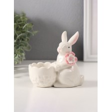 Souvenir ceramics stand 