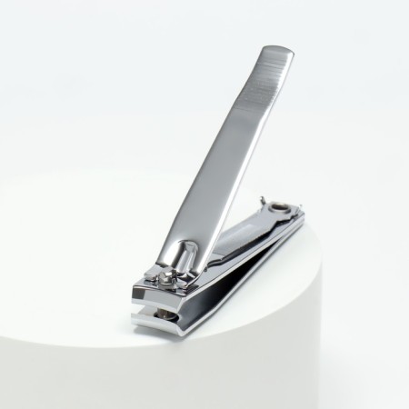 Pleshoper nippers are pedicure, with a file, 8.5 cm, in PVC-chechl, the color is silver, SZZ-19-D-1