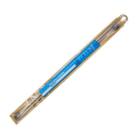 The knitting needles are straight, metal, 35 cm/4.0 mm