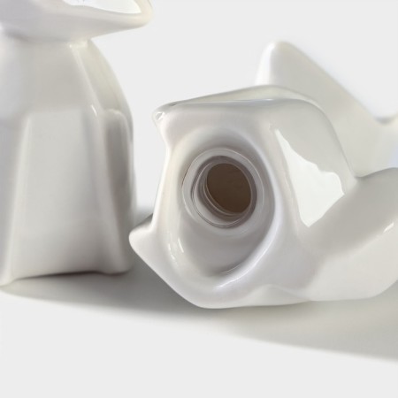 Porcelain set for spices on the bamboo stand Bellatenero “Fox”, 3 objects: Solonka 80 ml, List 80 ml, stand, white color-4