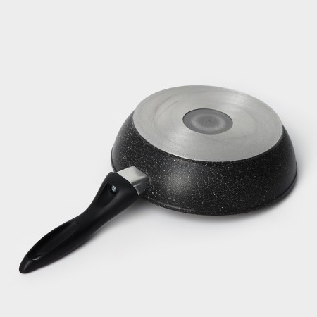 Alena pan, d = 20 cm, plastic handle, anti -stick coating, black color-5