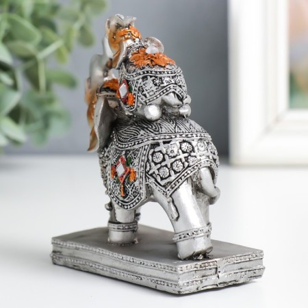 Souvenir Polystone "Elephant on the Slonia" on the stand silver 8x4x10 cm-2