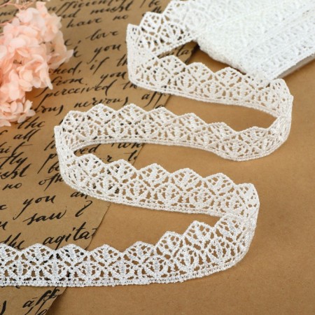 Lace Hipure, 30 mm × 9 ± 0.5 m, white color