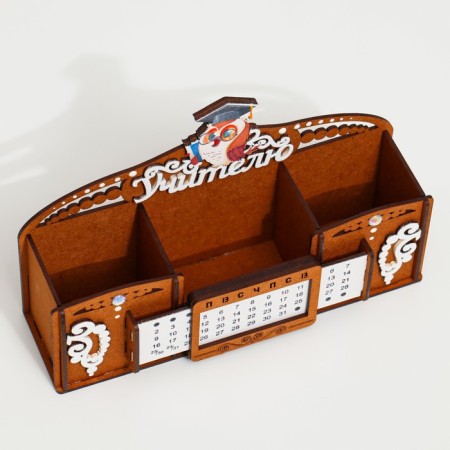 Calendar-penis "Teacher" with owl, MDF, oak, 22x7x14 cm-2
