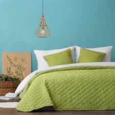 Bedspread with pillowcases 