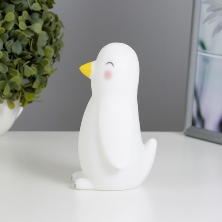 Night Penguin LED from 3xlr44 batteries 9x8x14.5 cm-3