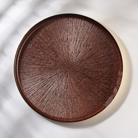 Victoria Marrone, D = 32 cm, bronze color