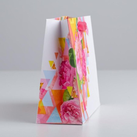 Package Gift Laminated Horizontal, Packaging, “Happiness!”, 22 x 17.5 x 8 cm-1