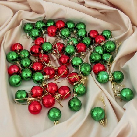 Set of balls plastic D-3 cm, 56 pcs "Triangle" red green
