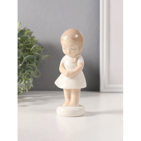 Souvenir Ceramics "Baby Castle in a white dress" 4x5x12 cm-3