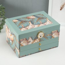 Casket to the leatherette for jewelry 