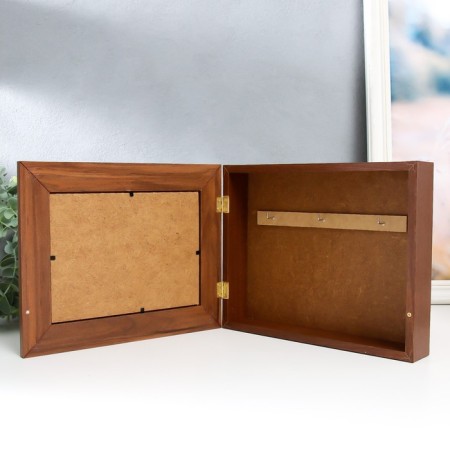 Key "Key" Walnut 19x24 cm Mix-3