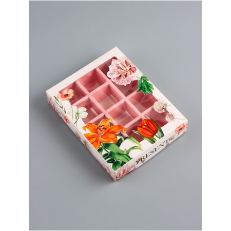 Folding box for 12 sweets "Festive mood", 19 x 15 x 3.6 cm. Confectionery packaging-2