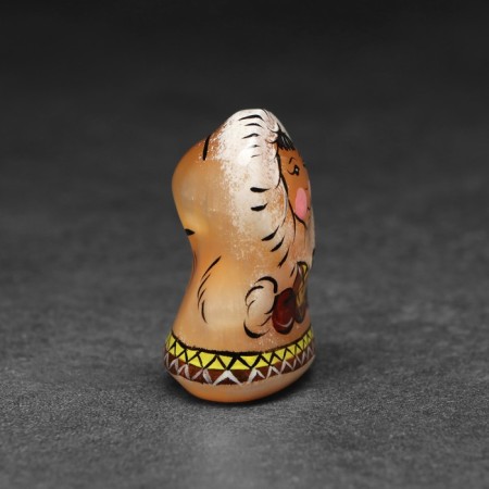 Souvenir "Hunt Little", 4x3x5 cm, selenite-1