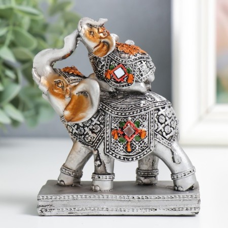 Souvenir Polystone "Elephant on the Slonia" on the stand silver 8x4x10 cm-3