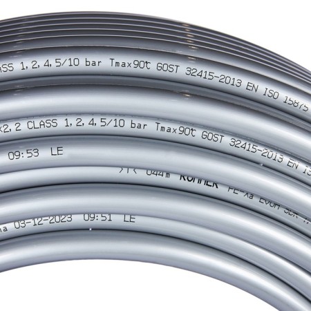 Pipe made of steamed polyethylene rommer, pex-a, d = 16x2.2 mm, oxygen layer, bay 100 m-3