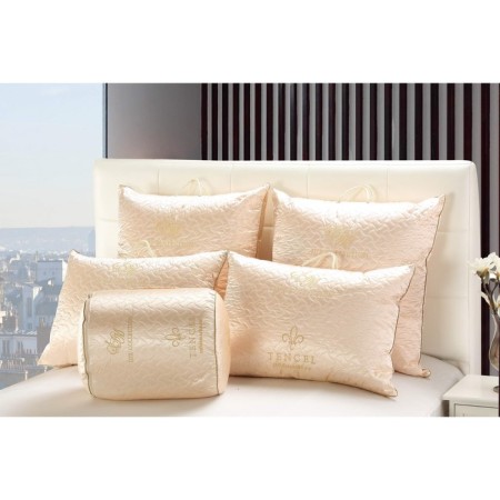 Sofi de Marko Luhury Tencel blanket, size 155x210 cm-1