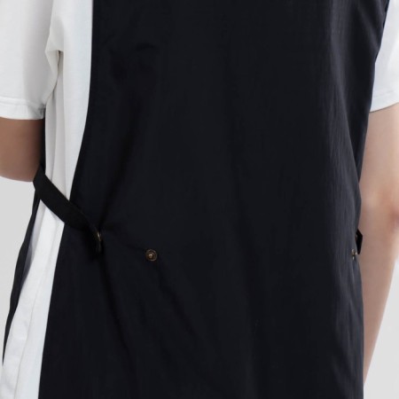 Apron for the master, the color is black-2