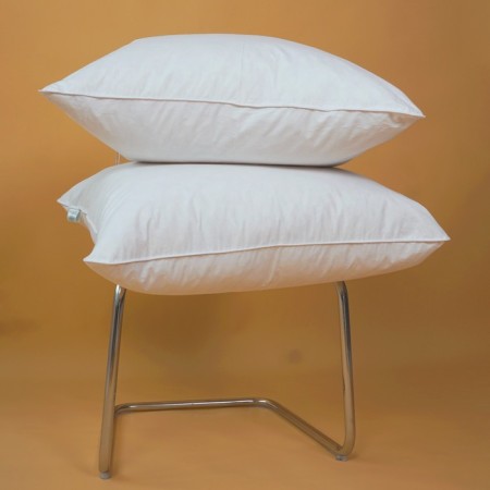Pillow average, size 70x70 cm, color mix