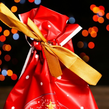 Polyethylene gift package "New Year's ball", with ties, 15*23cm-1
