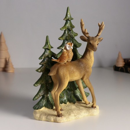 Polystone souvenir "Olennian with birds at the Christmas trees" 14x8x20 cm-1