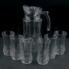 Set for drinks made of glass 