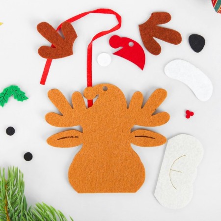 Set for creativity - create a Christmas tree decoration from the felt "New Year's deer"-1