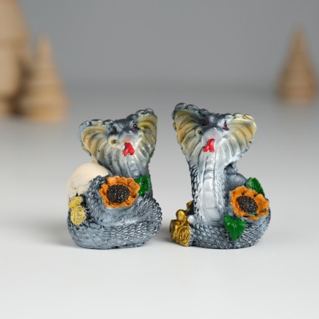 Polystone souvenir "Suncture with sunflower" mix 7x3x4.3 cm-1