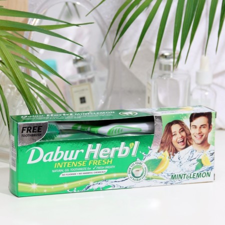 Dabur Herb’l Set: Gel Dentor Refuielding with Mint and Lemon, 150 g + Toothbrush