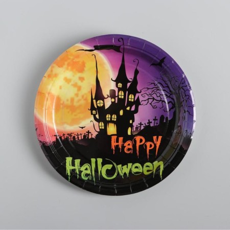 Paper plate "Black Castle", set of 10 pcs.