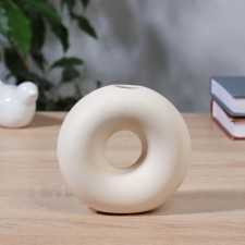 VAZA Ceramics Table 