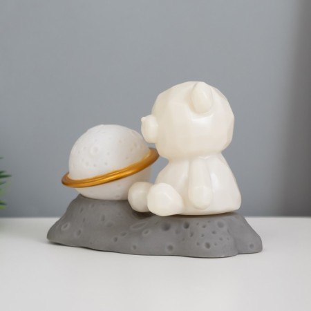 Lamp "Bear at Saturn" 2W LED LR44 5x8x13cm-2