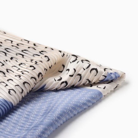 Platen women's scarf Minaku, 70*70, cent-1