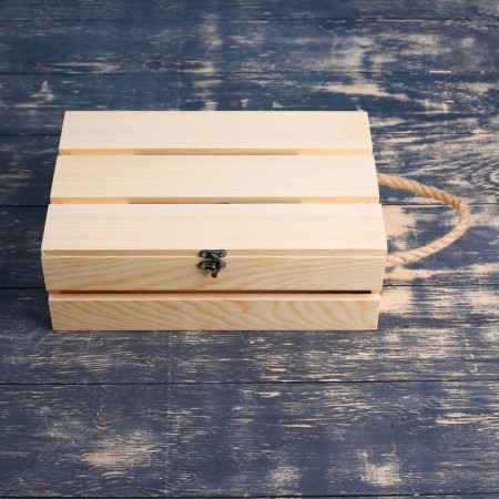 Gift box 30 × 20 × 10 cm is wooden with a folding lid, with a lock, give the handle beautifully