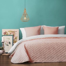 Bedspread with pillowcases 