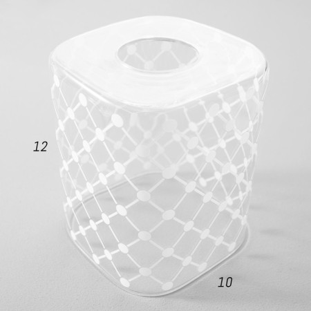 Plaphon E27 is white-transparent