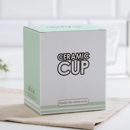 Ceramic mug with a plastic lid "Kingdom", 380 ml, color and inscription mix-4