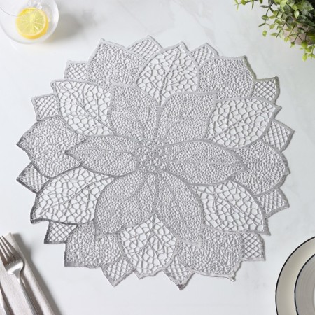 Set of serving napkins on the table “Flower”, 4 pcs, 43 × 43 cm, silver color